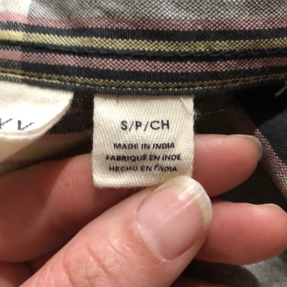 Roxy Gray Plaid Button Down Size Small - image 8